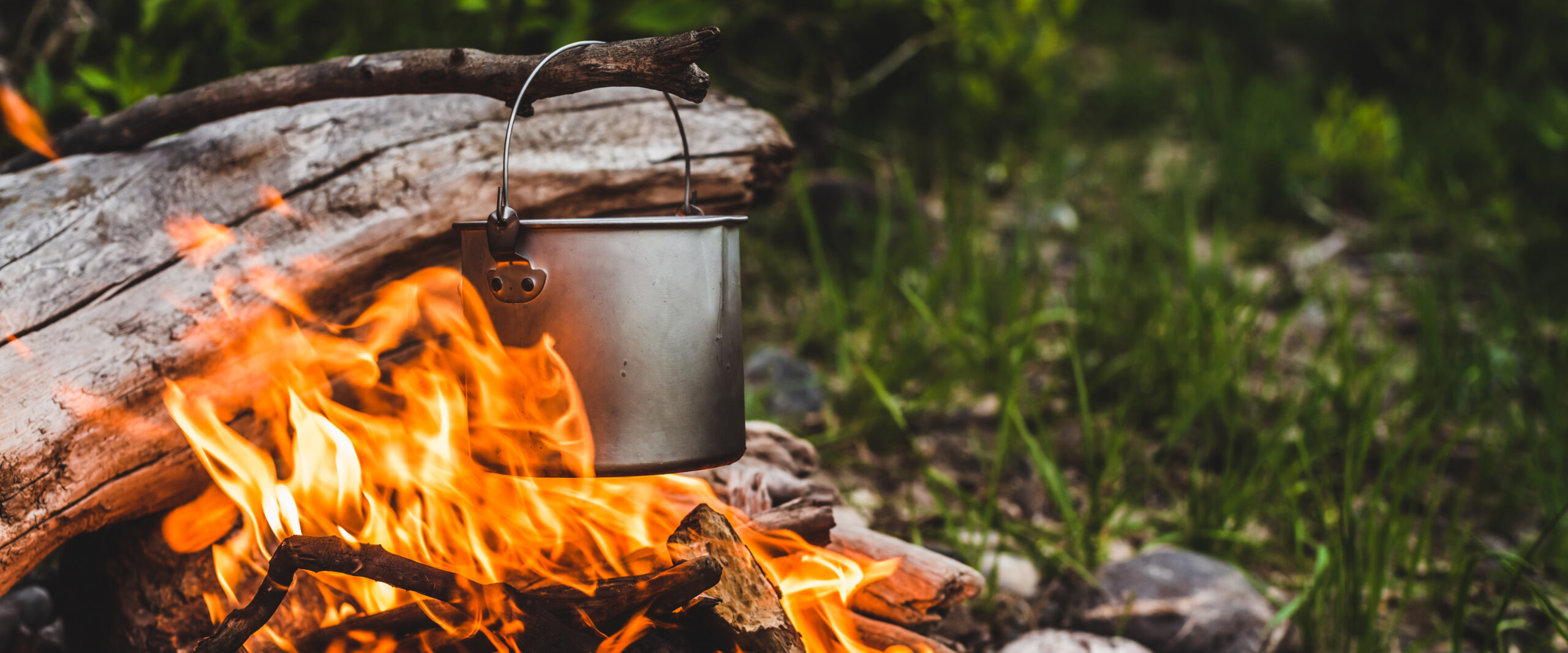 5 Tips for Delicious and Easy Outdoor Cooking When Camping with Your Teardrop Trailer